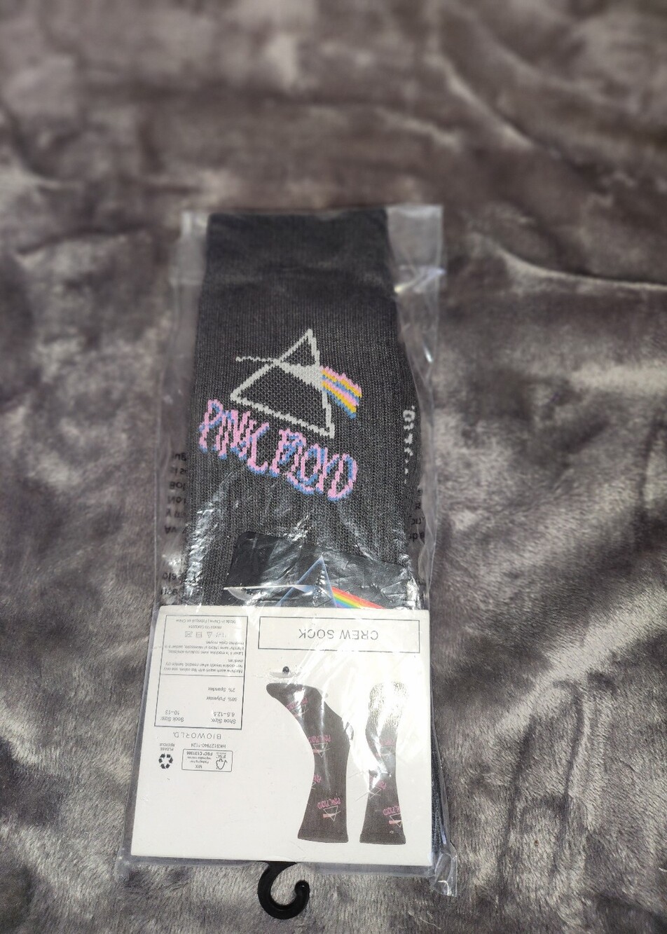 Pink Floyd "Dark Side of the Moon" prism graphic grey crew socks Size: 10-13